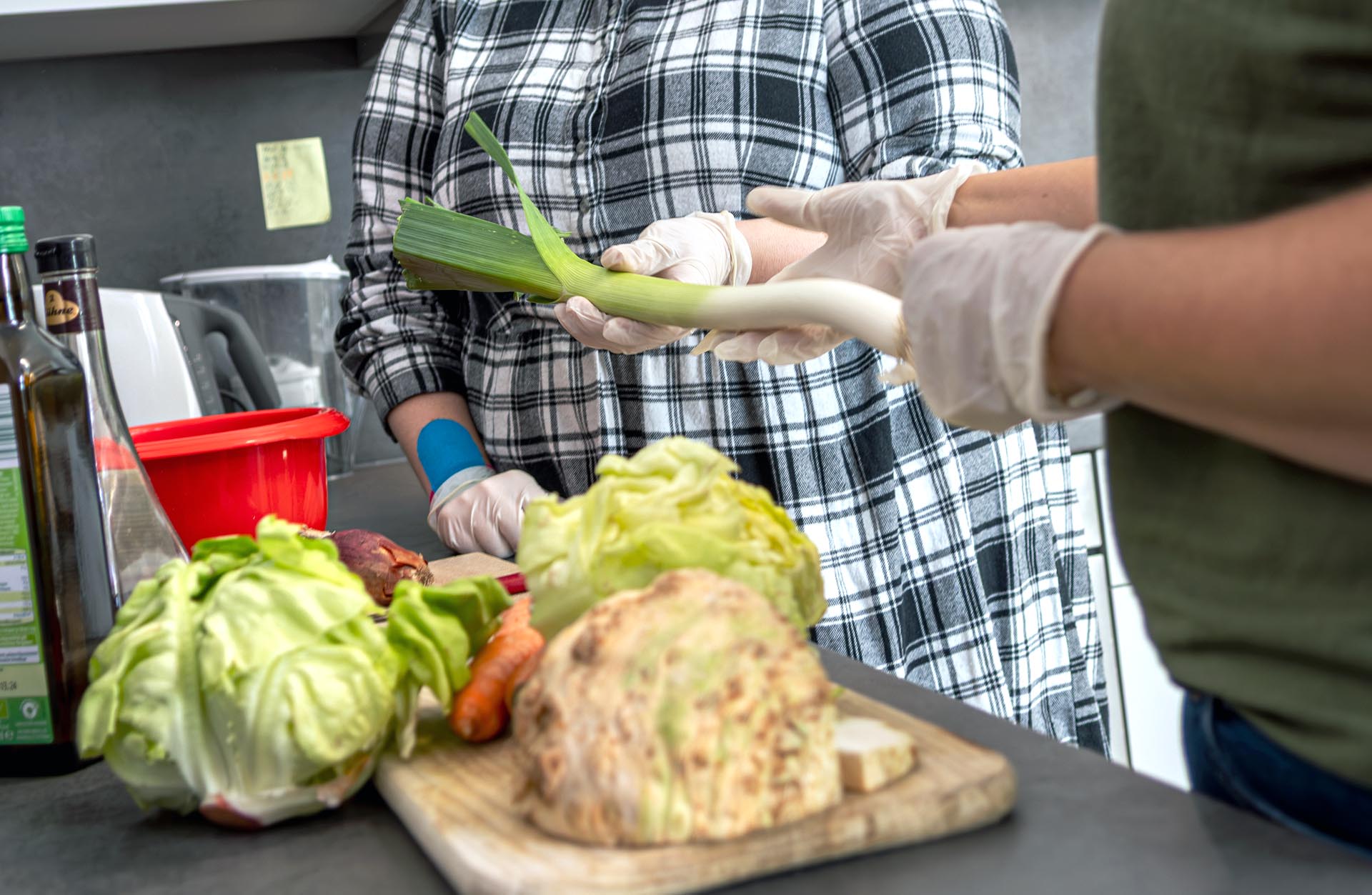 Kochen in der Kette - Foto: Tom Weber
